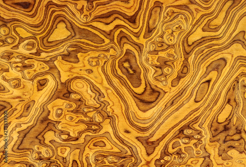 Examples of wood veneers made of different types of wood to give a wooden appearance by being coated on chipboard