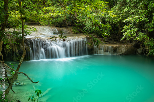 Fototapeta Naklejka Na Ścianę i Meble -  Erawan waterfall in Kanchanaburi, Thailand