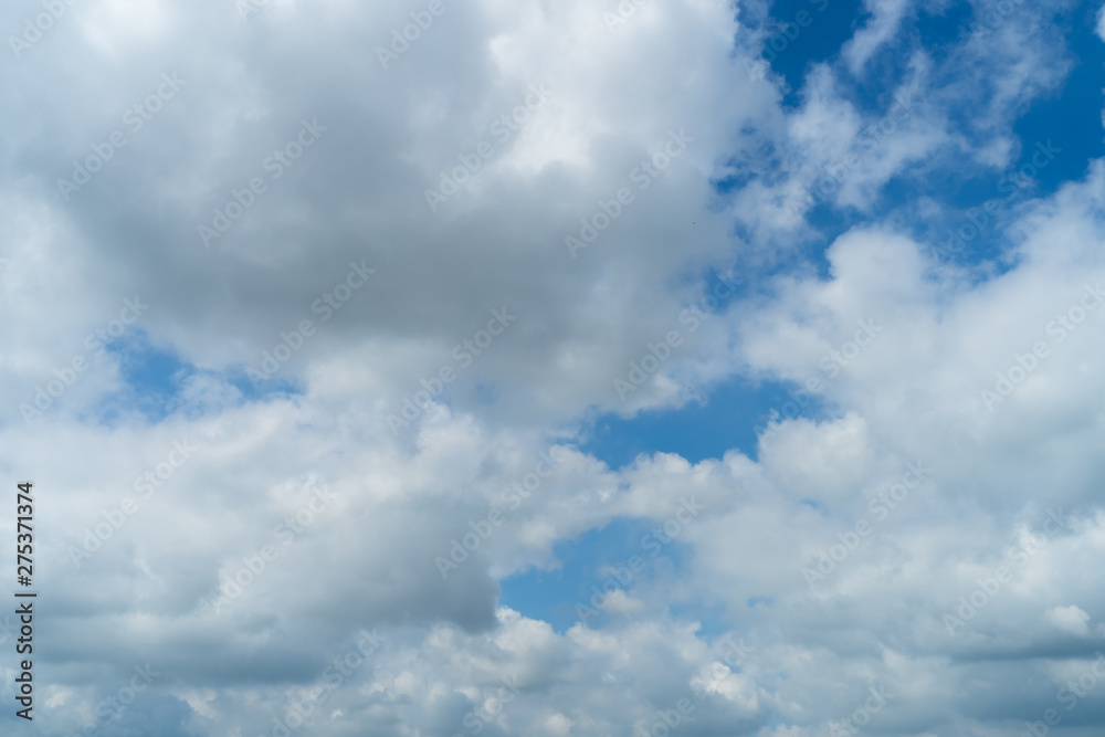 Obraz premium blue sky with clouds
