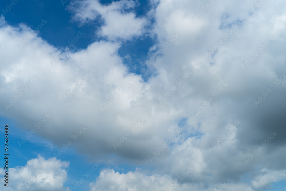 Obraz premium blue sky with clouds