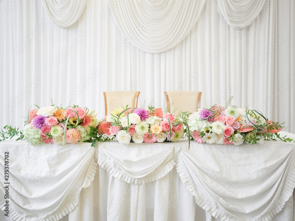 披露宴会場の高砂のフラワーアレンジメント Stock Photo Adobe Stock