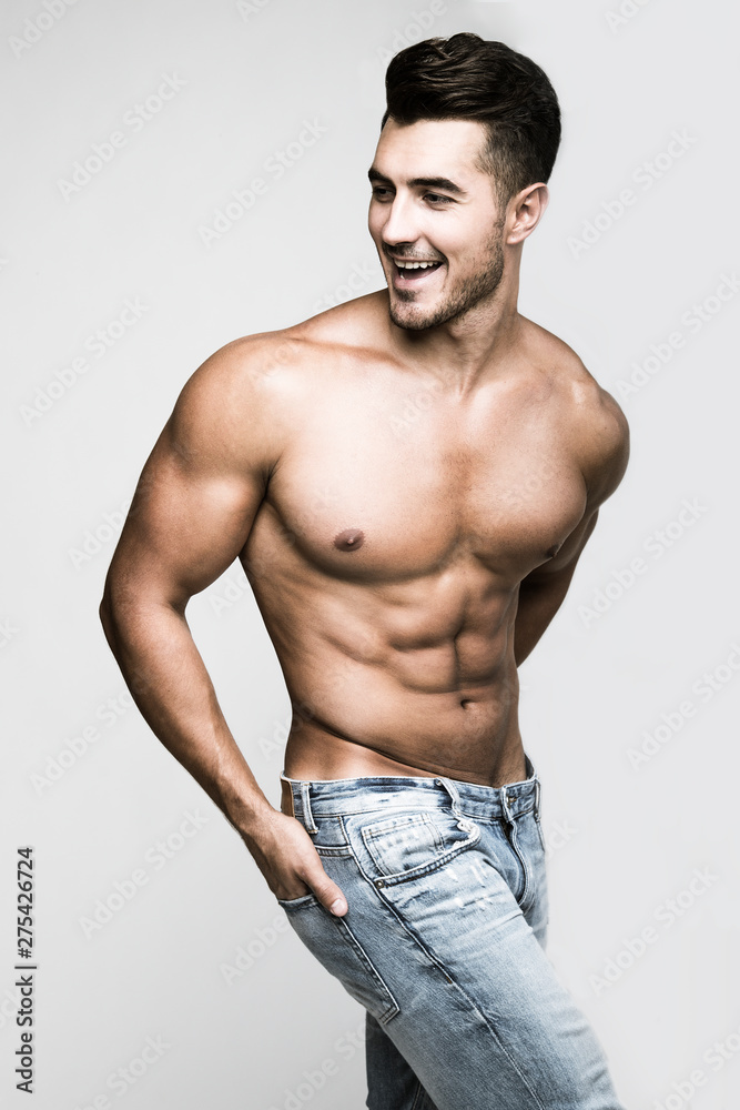Attractive young body builders posing outdoors – Jacob Lund Photography  Store- premium stock photo