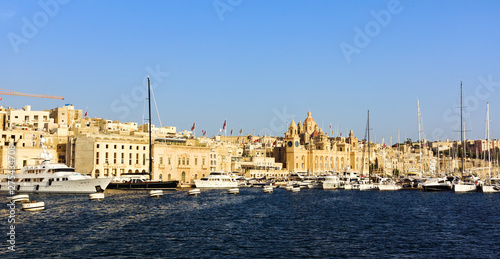 Fototapeta Naklejka Na Ścianę i Meble -  Panorama of Birgu harbor with a lot of yachts, Malta