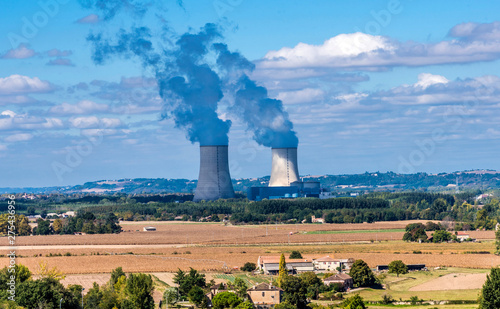 France, Tarn-et-Garonne, view on the nuclear power plant of Golfech from Auvillar (Most Beautiful Village in France) (Saint James way)