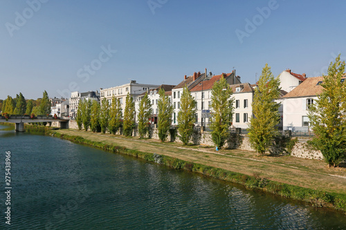 Seine et Marne. Melun. Seine and banks of the Seine. photo