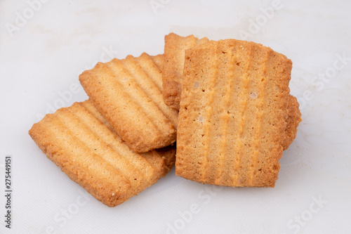 isolate baked atta biscuit set