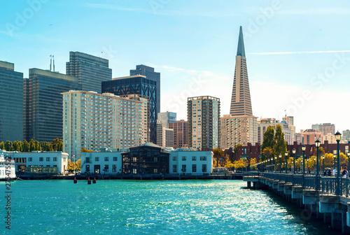 Photography San Francisco skyline with a view of the harbor