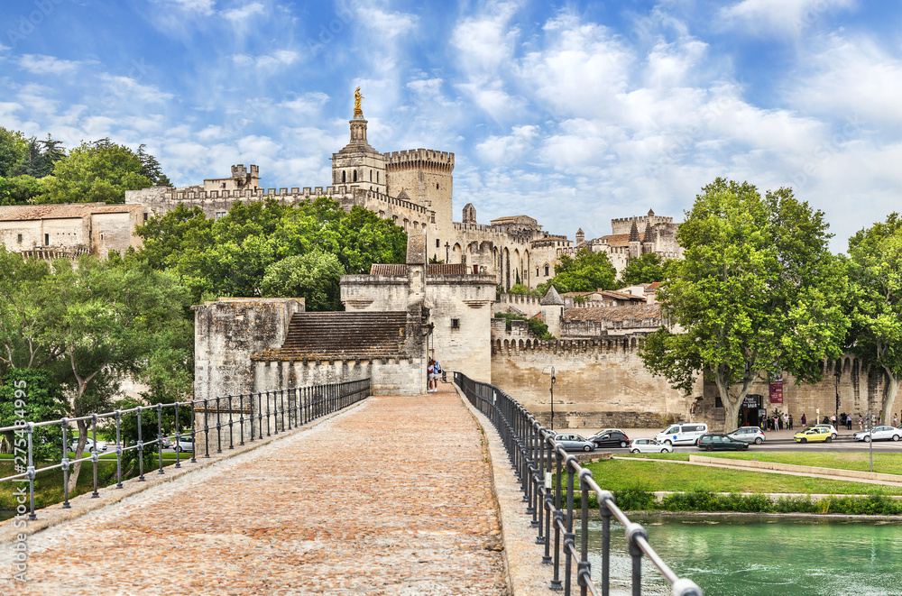 Avignon Bridge with Popes Palace, Pont Saint-Benezet, Provence, France