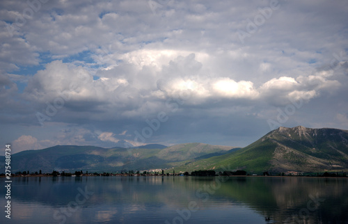 Lac de Kastoria, Grèce © Jorge Alves