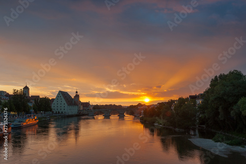 Regensburg am Abend, Dom, Steinerne Brücke