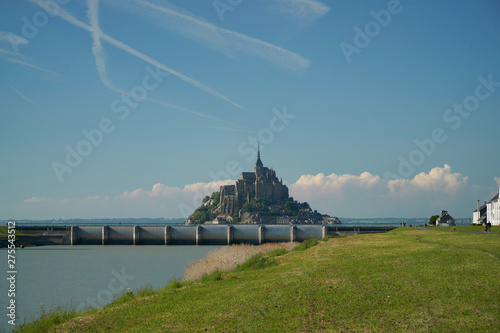 Mont St Michel and its weir