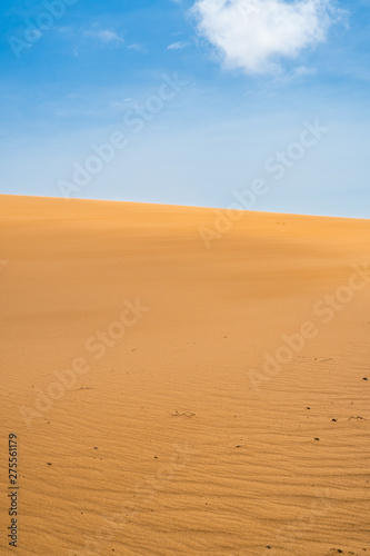 Beautiful views  Desert Sand Mountain Scenery  sand dunes