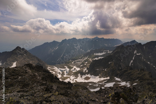 Beautiful scenery of the High Tatras mountains in Slovakia © reme80