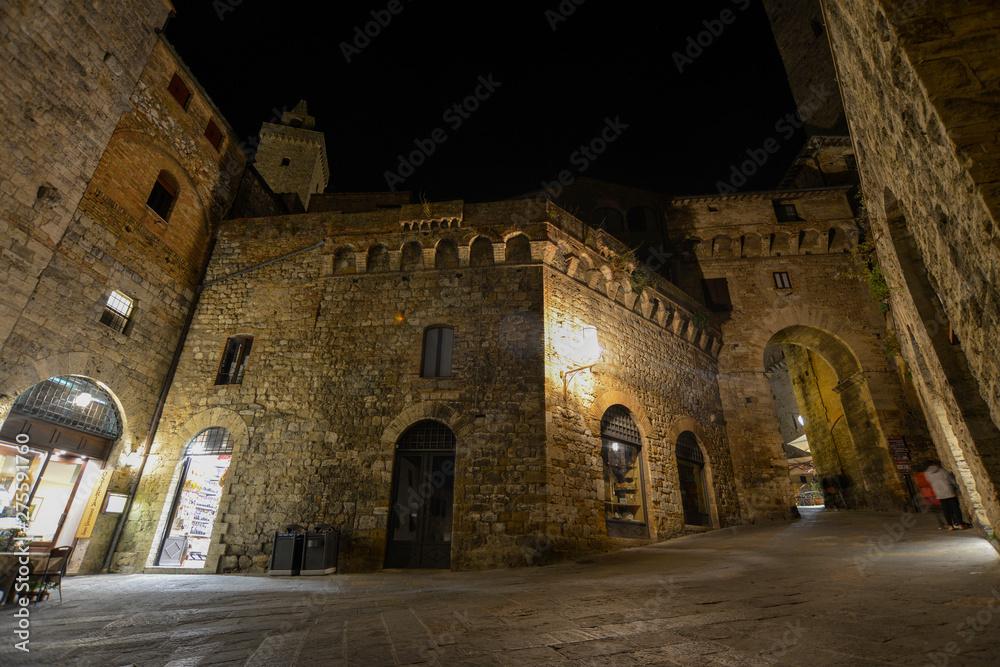 San Gimignano Toscane Italie de nuit