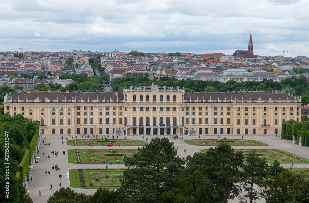 Schoenbsunn palace in Vienna