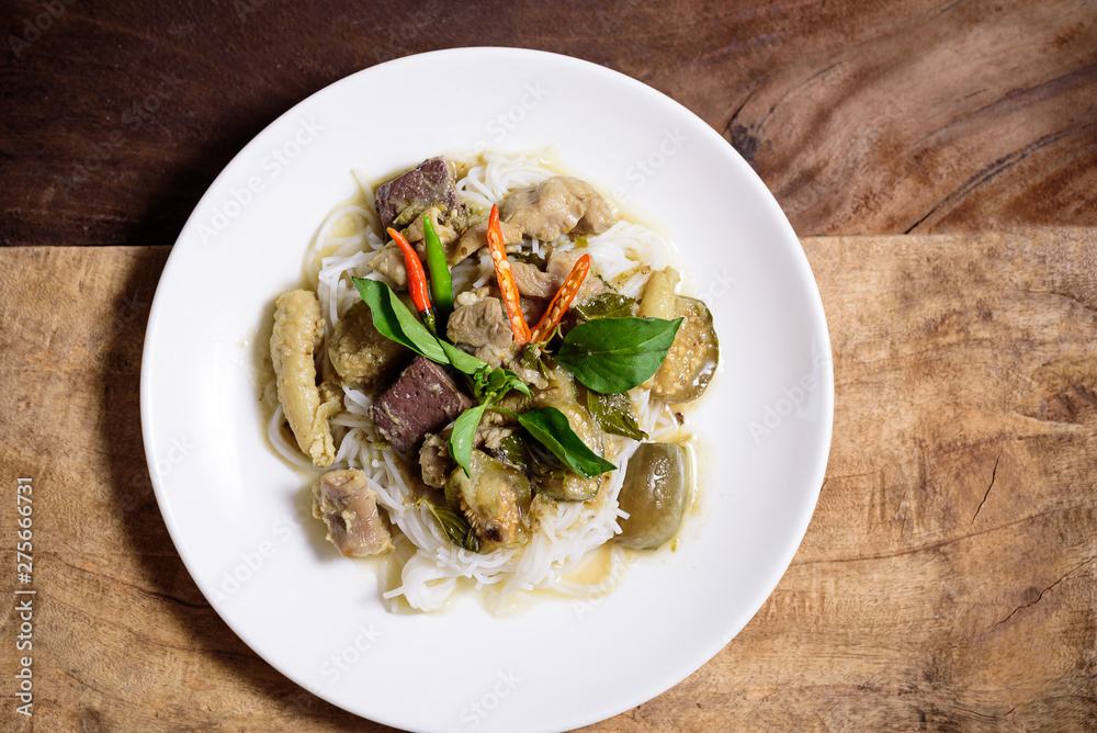 Thai green curry chicken with rice noodles, Thai food Thai green curry chicken with rice noodles, Thai food