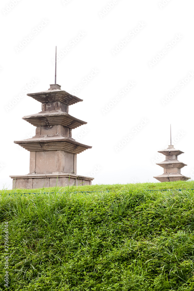 Obraz premium Gameunsa Three Stone Pagoda is a cultural asset of the Silla Dynasty.