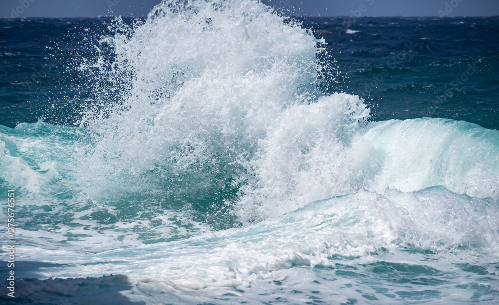 Crashing waves at Shete Boka National park, curacao Crashing waves at Shete Boka National park, curacao