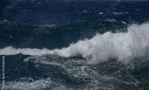 Crashing waves at Shete Boka National park, curacao © Gail Johnson