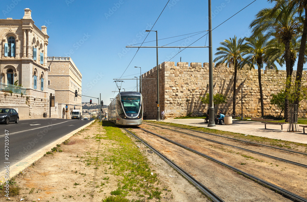 Obraz premium The tram in Jerusalem. Israel