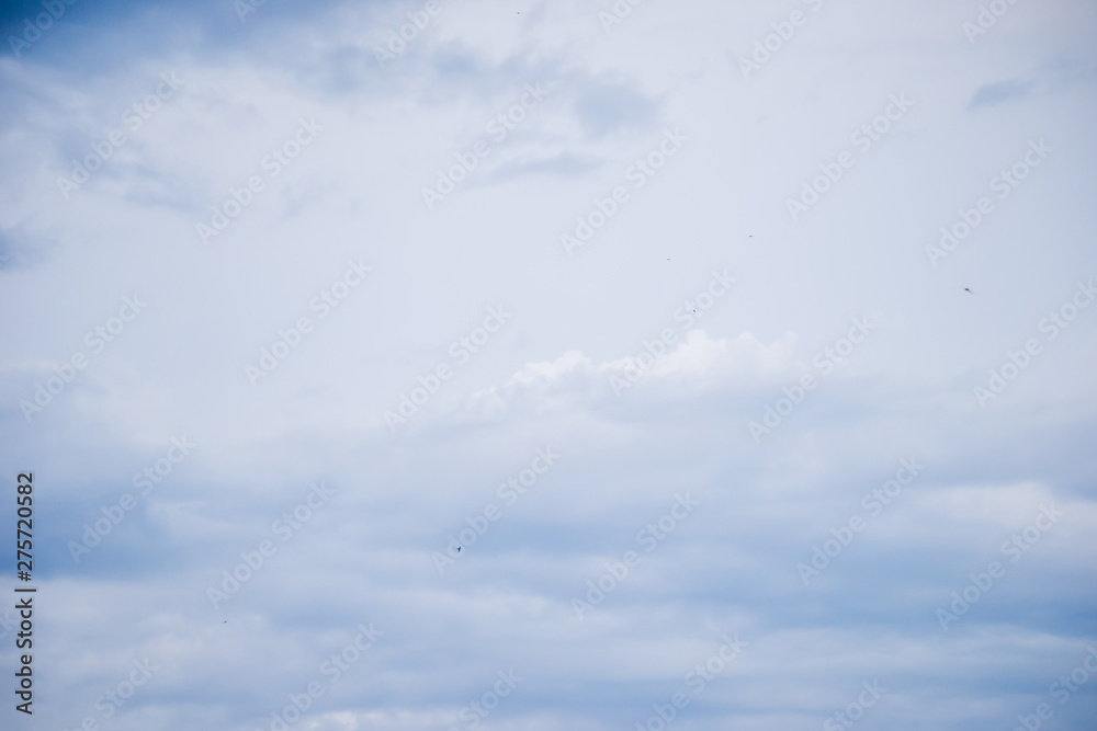 Blue sky and white clouds Blue sky and white clouds