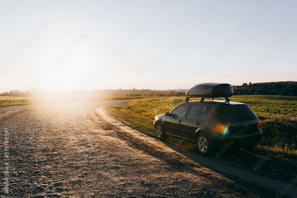 Friends go on vacation by car