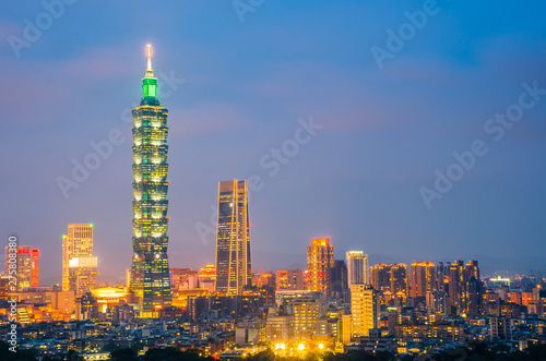 Night of taipei city with 101 tower  Center is a landmark skyscraper in Taipei  Taiwan. The building was officially classified as the world s tallest in 2004 until 2010.