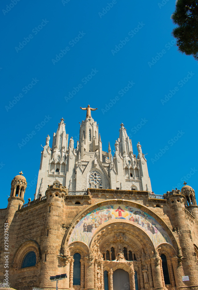 The beauty of the Temple of the Sacred Heart in Barcelona