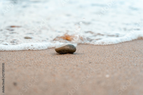 Obraz na płótnie strand steine brandung 1 w salonie
