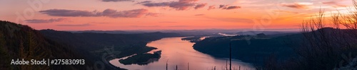 Obraz na plátně Panoramic image of summer sunset over the Columbia River Gorge from Angels Rest,