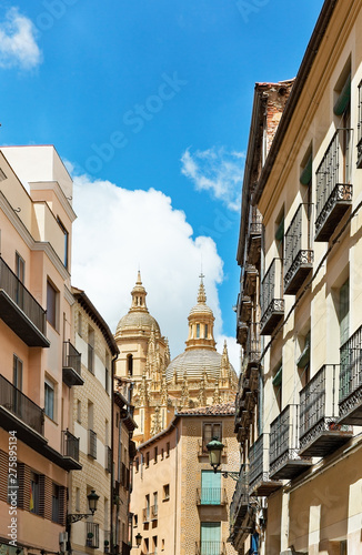 Beautiful narrow street in Segovia © lom742