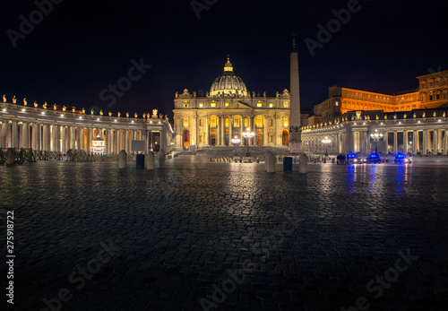  St Peter Square and basilica at night , Vatican 