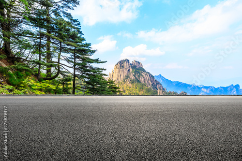 Asphalt road and beautiful mountain nature landscape in Huangshan,Anhui,China. © ABCDstock