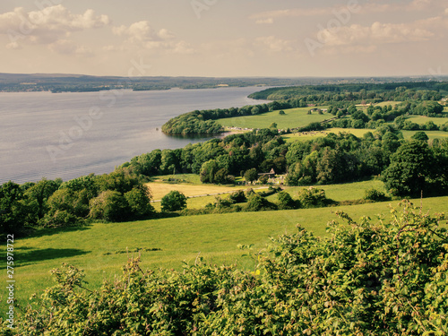 фотографія Lough Derg county Tipperary, Landscape, sunny day, lake shore, green fields, cloudy sky