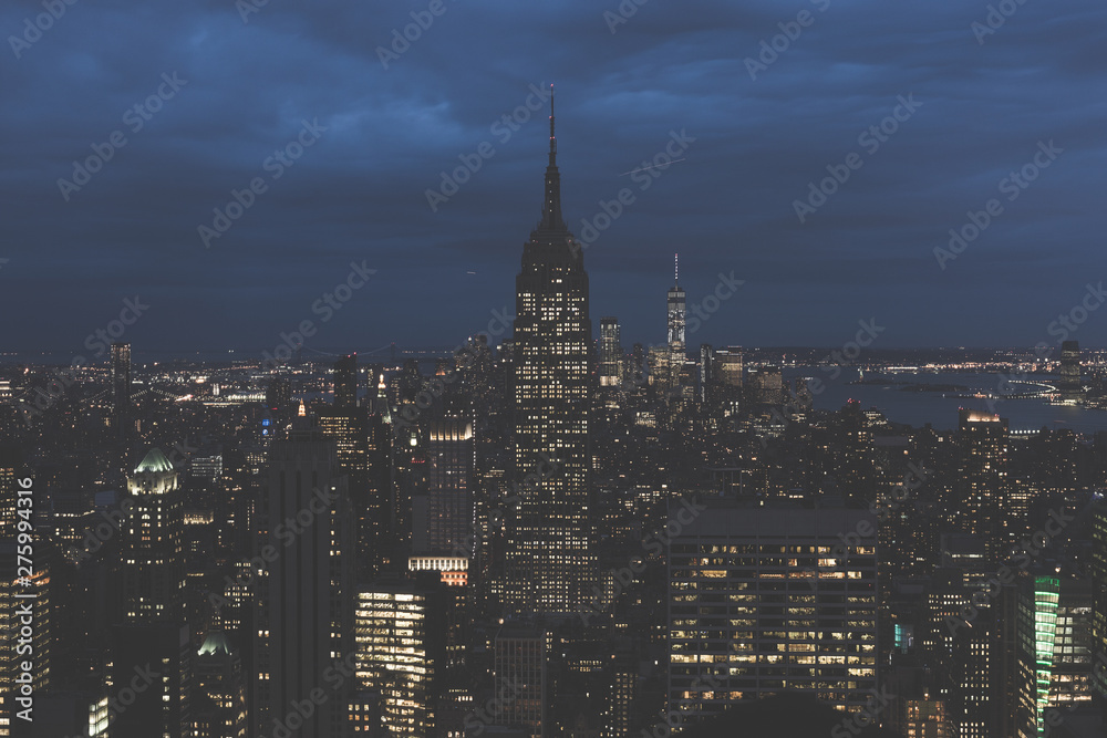 Empire State Building Langzeitbelichtung Blau Stunde