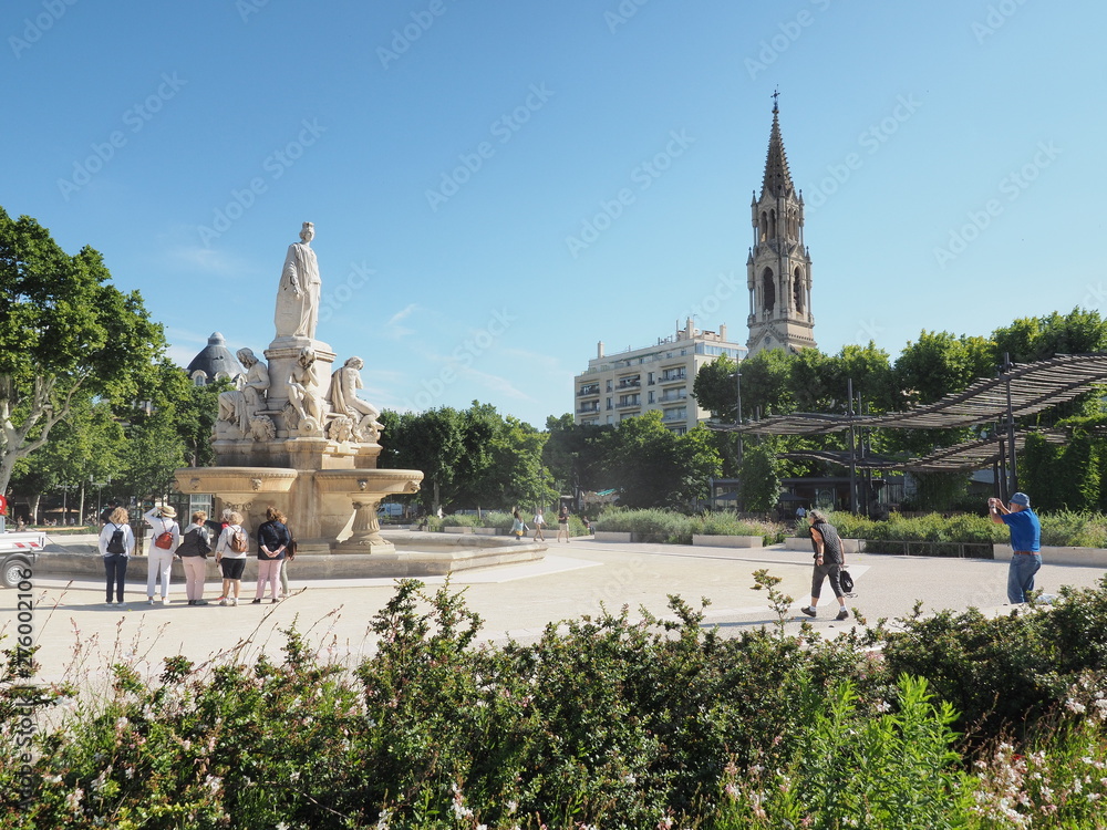 Nîmes