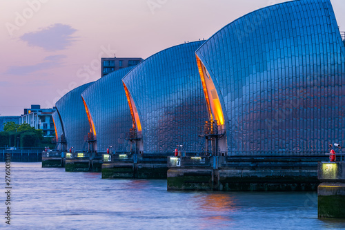 Obraz na plátně Thames Barrier, the world's second largest movable flood barrier