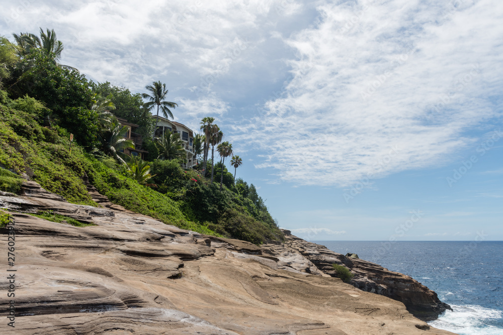 Beautiful Spitting Cave of Portlock vista on Oahu, Hawaii Beautiful Spitting Cave of Portlock vista on Oahu, Hawaii