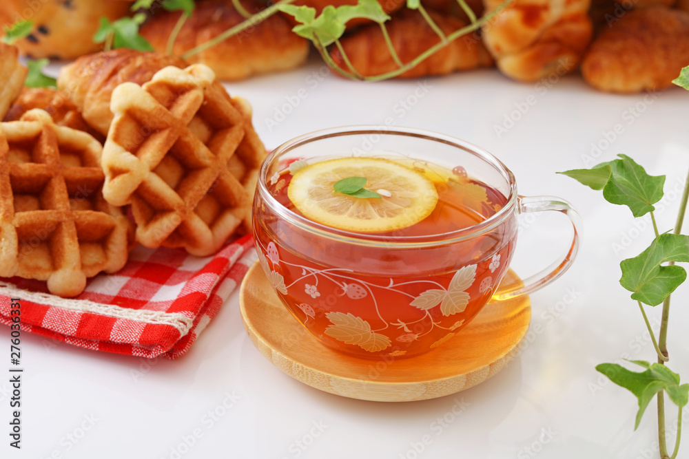 レモンティーとワッフル