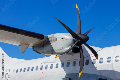 Close up view of the engine and propeller blades photo