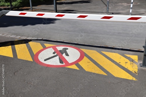 Parking barrier