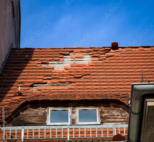 Haus mit Dachschaden