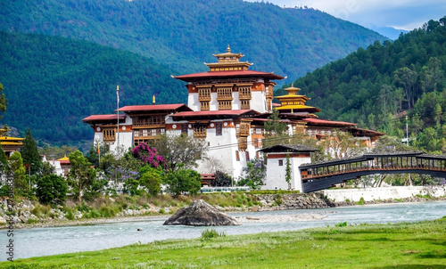 The most scenic Punakha dzong in Bhutan