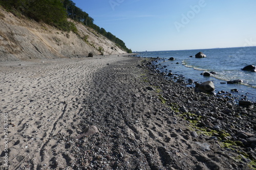 Wallpaper Mural Walk at the seaside in the sun on the beach and sand. And the cliffs. Torontodigital.ca