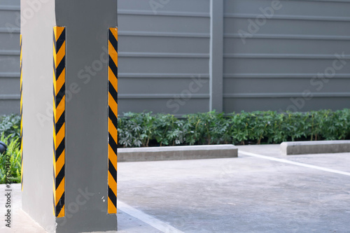 column guard at the parking