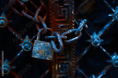 Rusty padlock and chain
