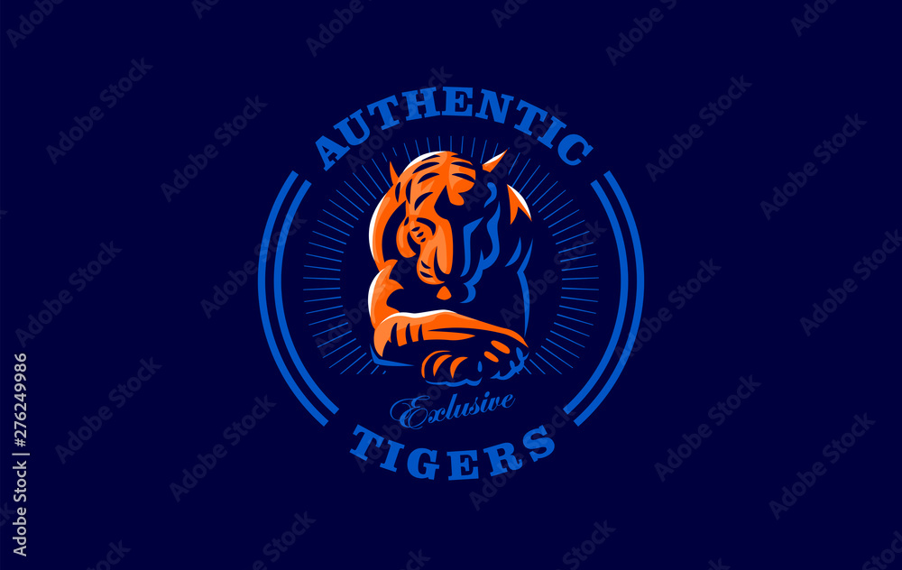 Naklejka premium A tiger lies with its head down