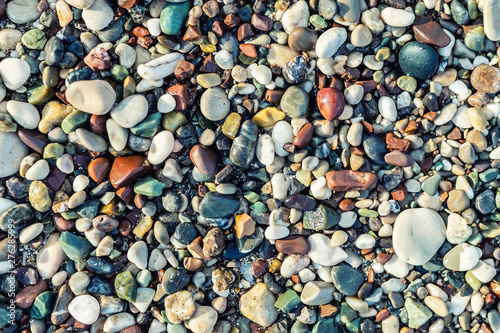Canvas Print Trendy colorful small sea stone pebble background