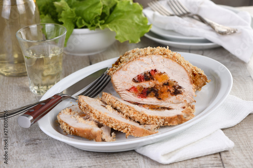 turkey stuffed with dried fruit