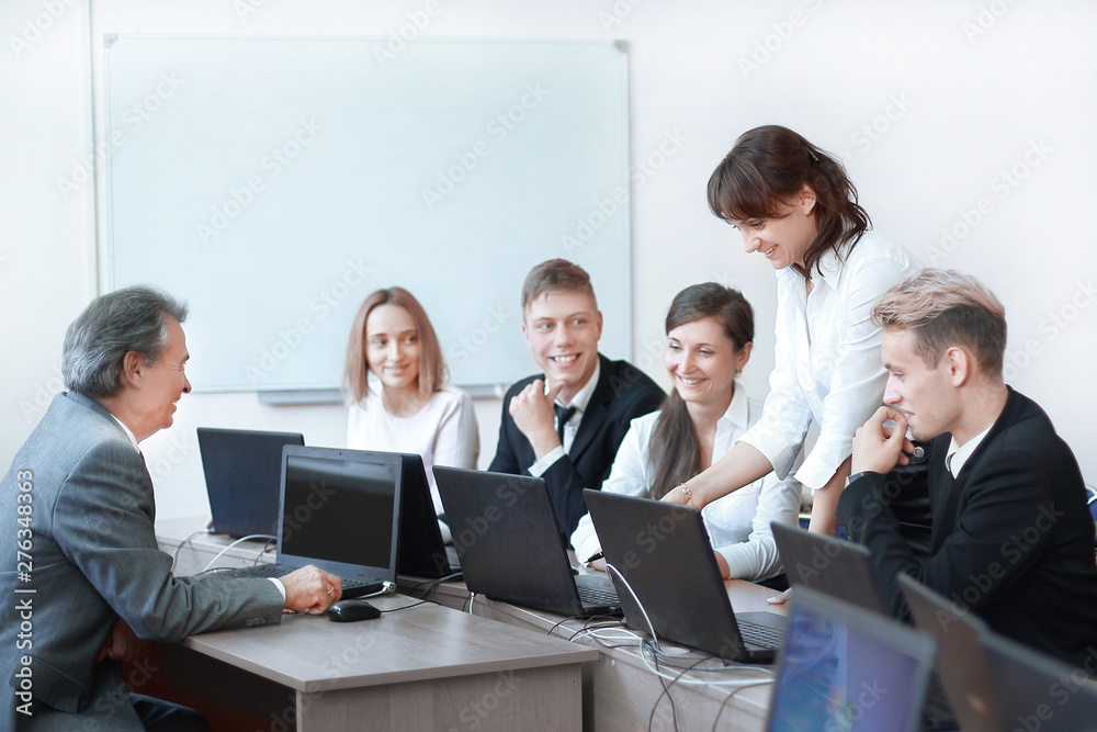 group of employees making excellent business decisions group of employees making excellent business decisions